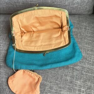 Vintage Elegant Teal and Peach Women's Clutch in excellent condition